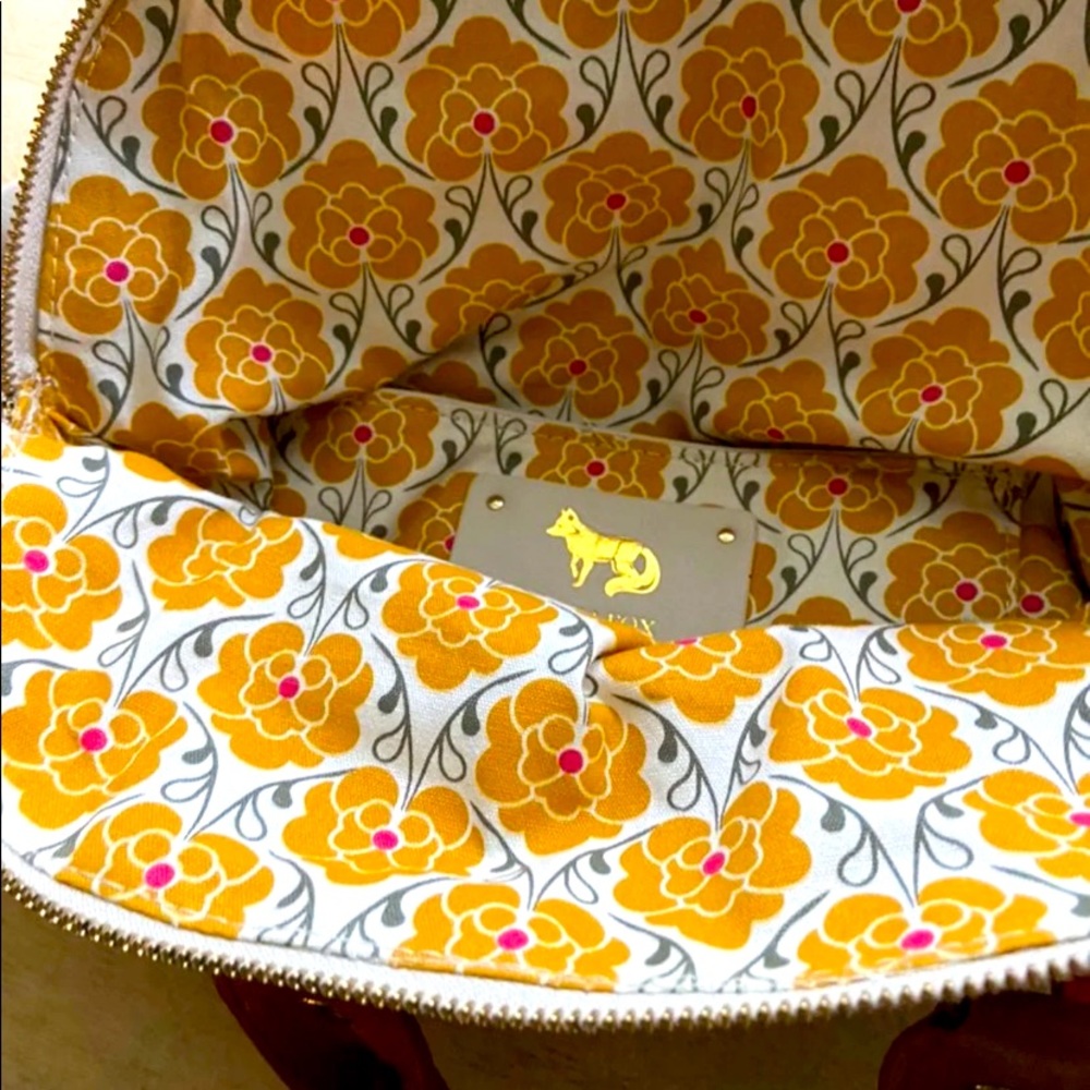 Emma Fox “Lily” purse NWT